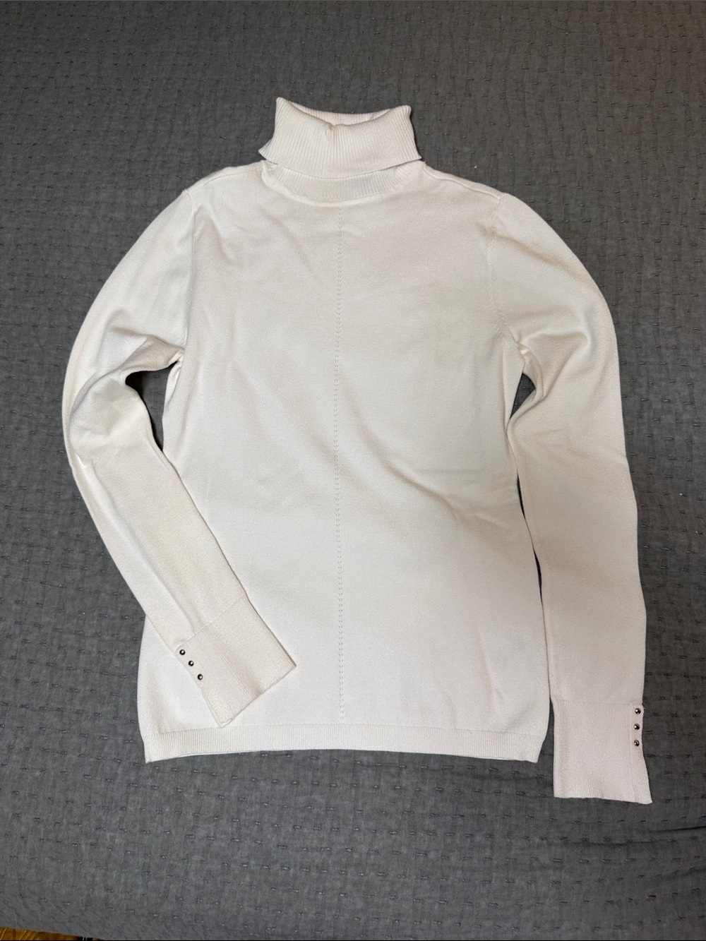 White House Black Market Cream Turtleneck Sweater
